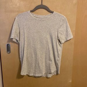 Lululemon fitted Tee
